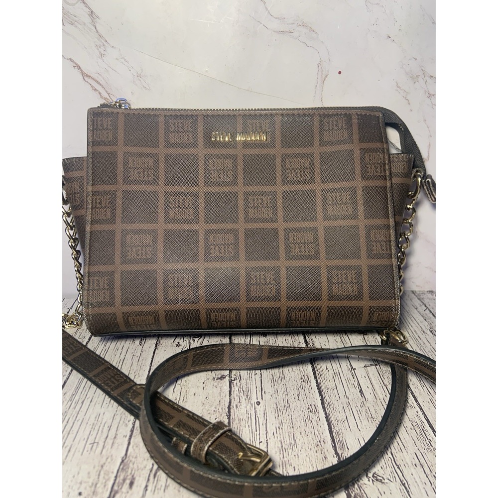 Steve Madden Cognac Brown LOGO Crossbdy Bag Purse Handbag Sling Gold‎